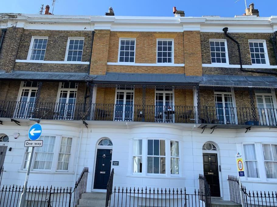 Latimer House At Ramsgate Retreats Exterior photo